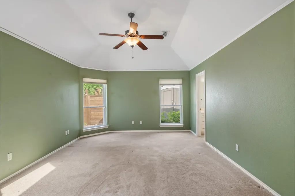 3317 Tiverton Court Arlington TX 76001