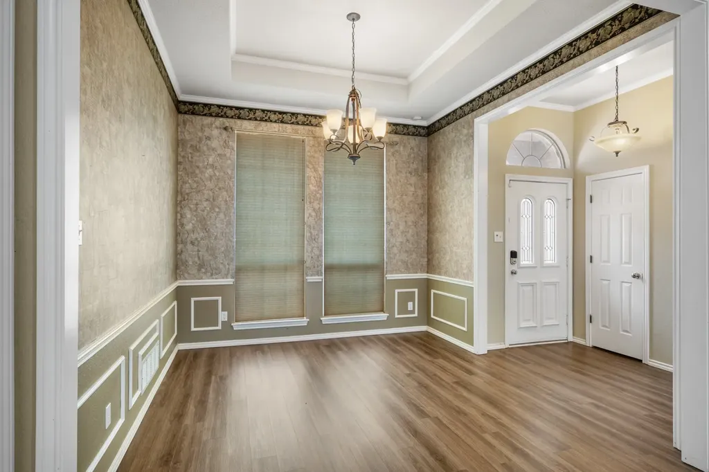 3317 Tiverton Court Arlington TX 76001