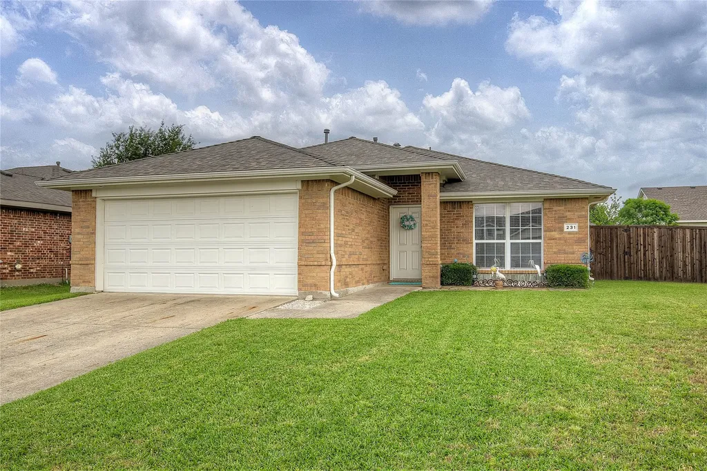 231 Willow Creek Lane Terrell TX 75160