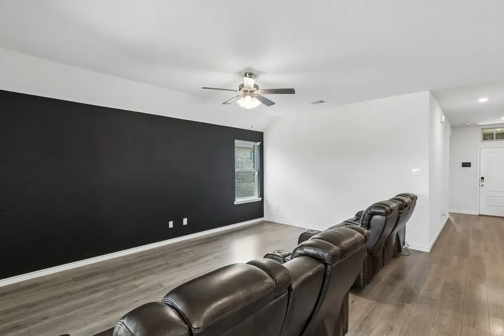230 Mockingbird Way Caddo Mills TX 75135