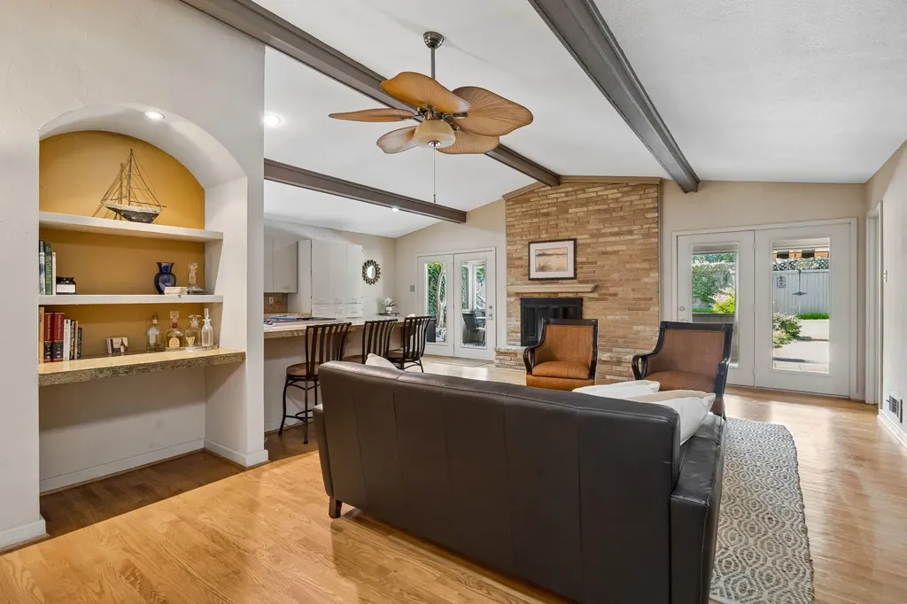 10832 Creekmere Drive Dallas TX 75218