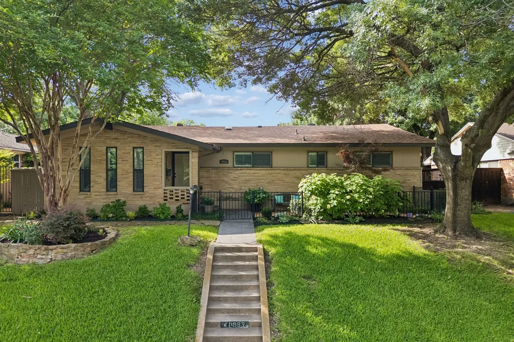 10832 Creekmere Drive Dallas TX 75218