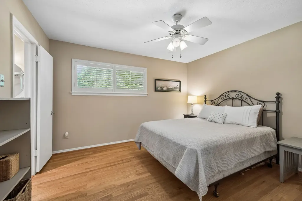 10832 Creekmere Drive Dallas TX 75218