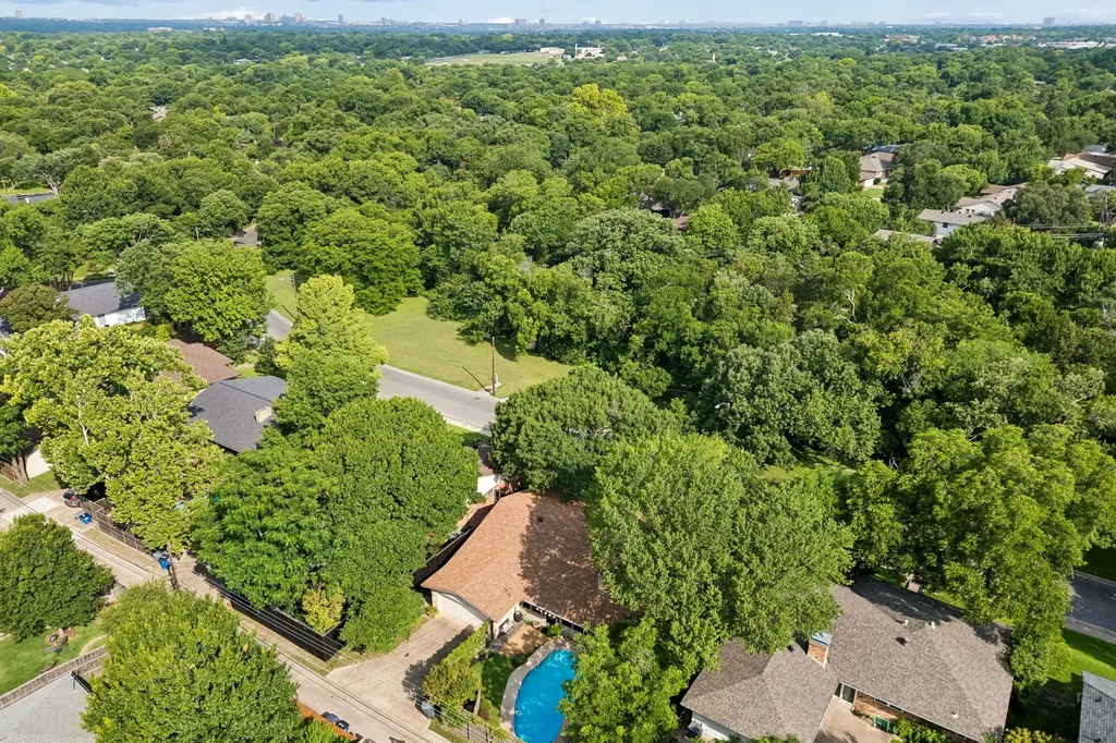 10832 Creekmere Drive Dallas TX 75218