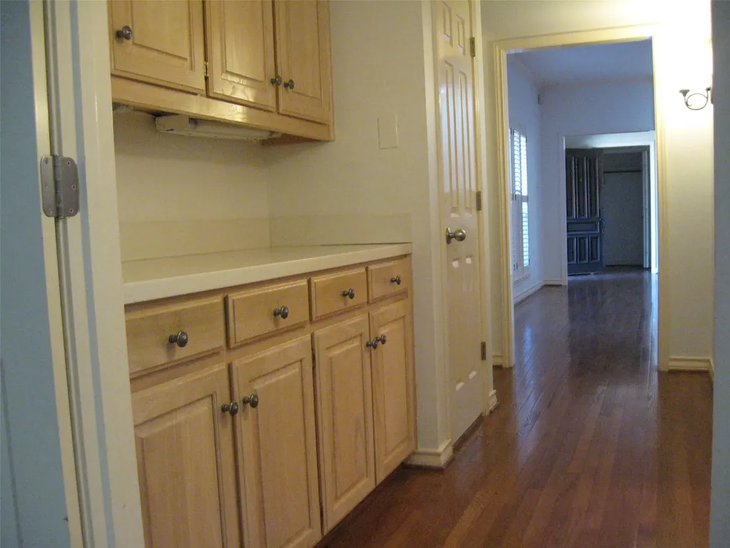 5200 Ledgestone Drive Fort Worth TX 76132