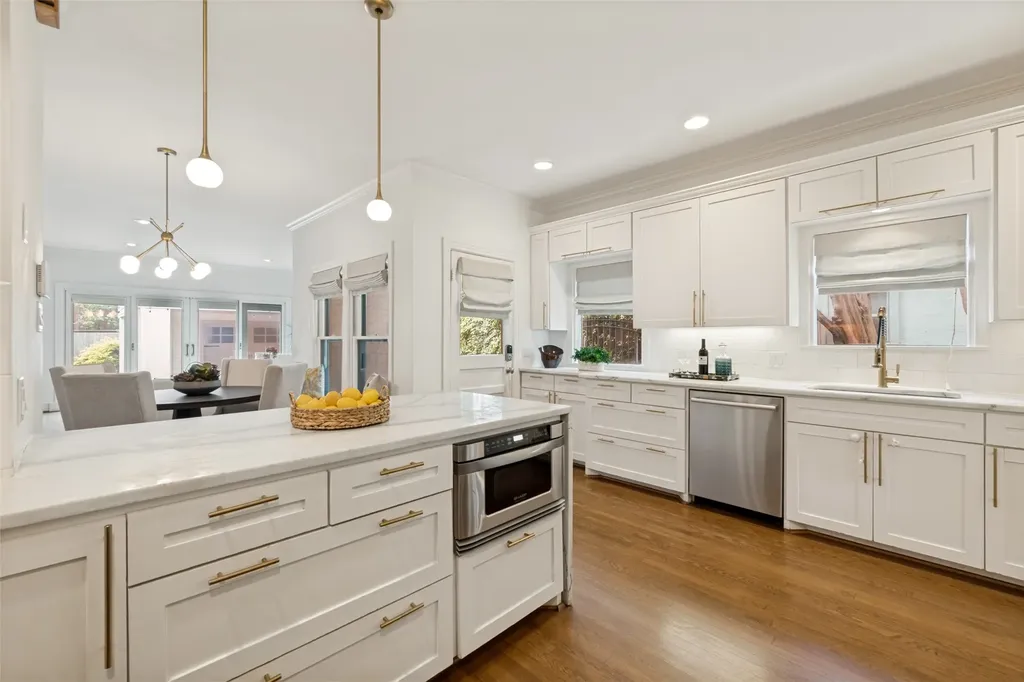 4557 Lorraine Avenue Highland Park TX 75205