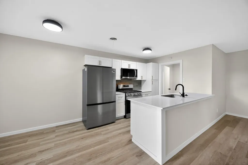 8617 Flicker Lane Dallas TX 75238