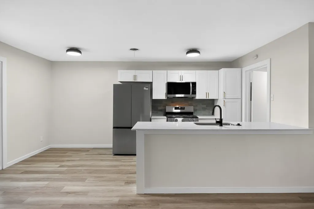 8617 Flicker Lane Dallas TX 75238