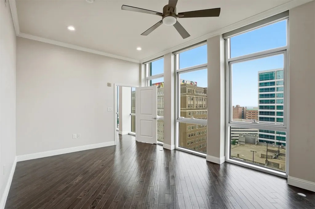500 Throckmorton Street Fort Worth TX 76102