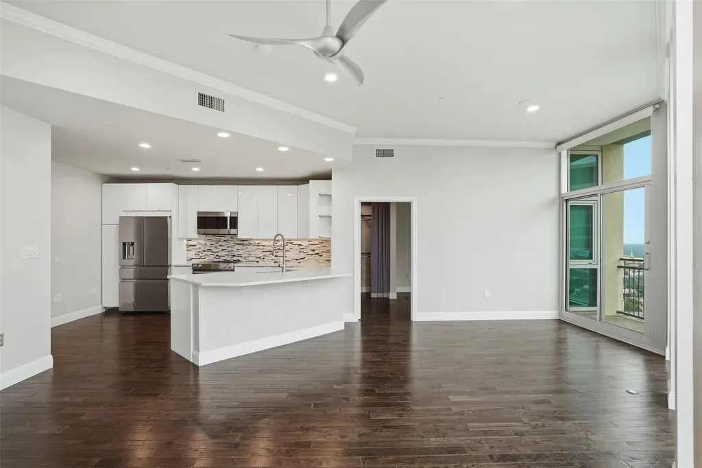 500 Throckmorton Street Fort Worth TX 76102