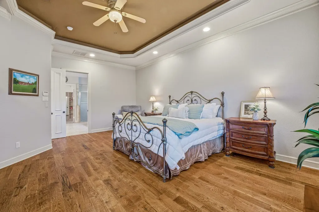 2707 Harborside Drive Granbury TX 76048