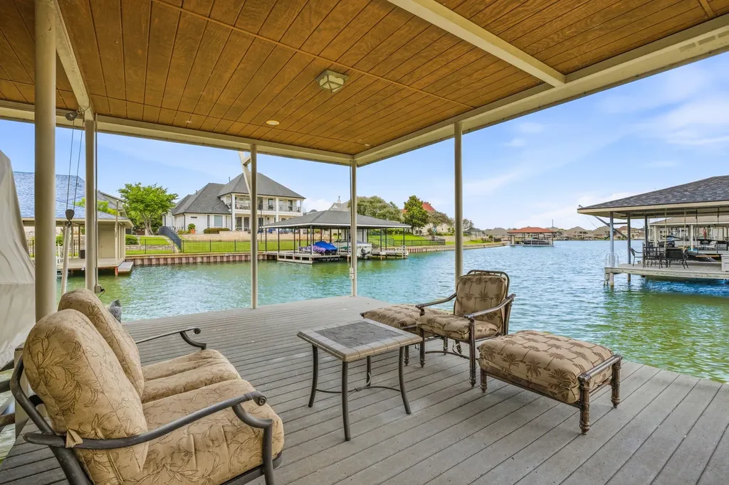 2707 Harborside Drive Granbury TX 76048