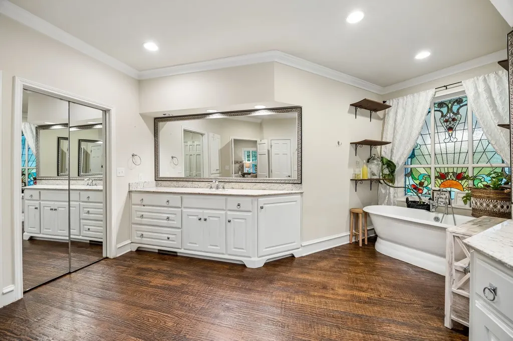 619 Sorita Circle Heath TX 75032