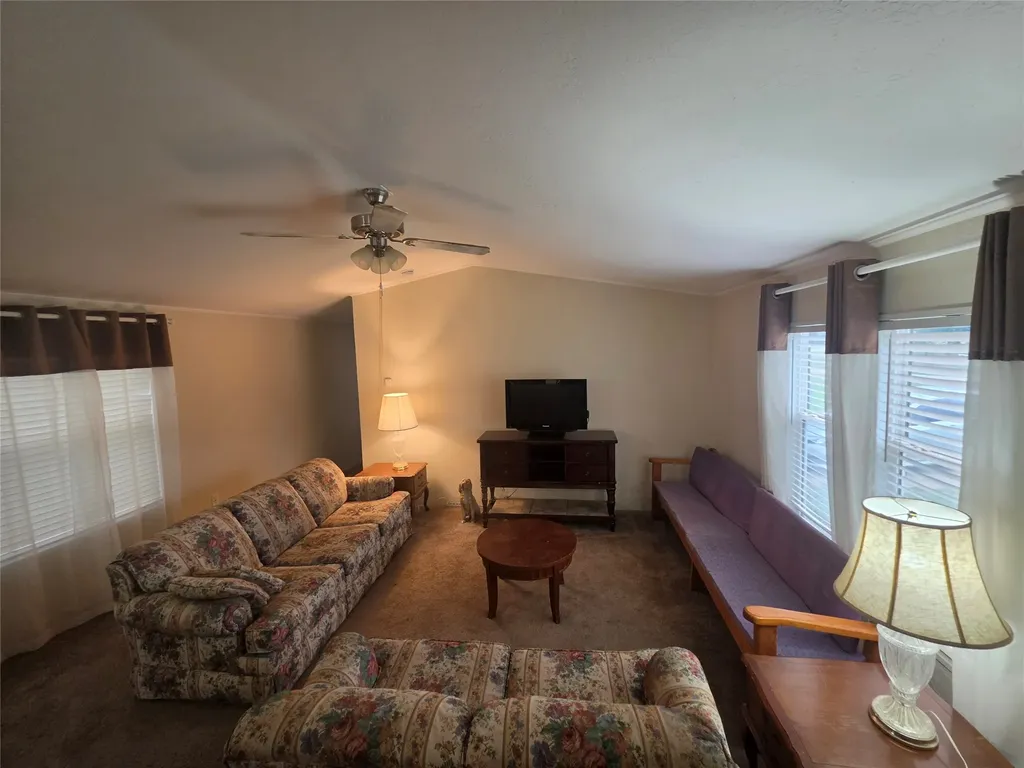 237 High Bluff Drive Bridgeport TX 76426