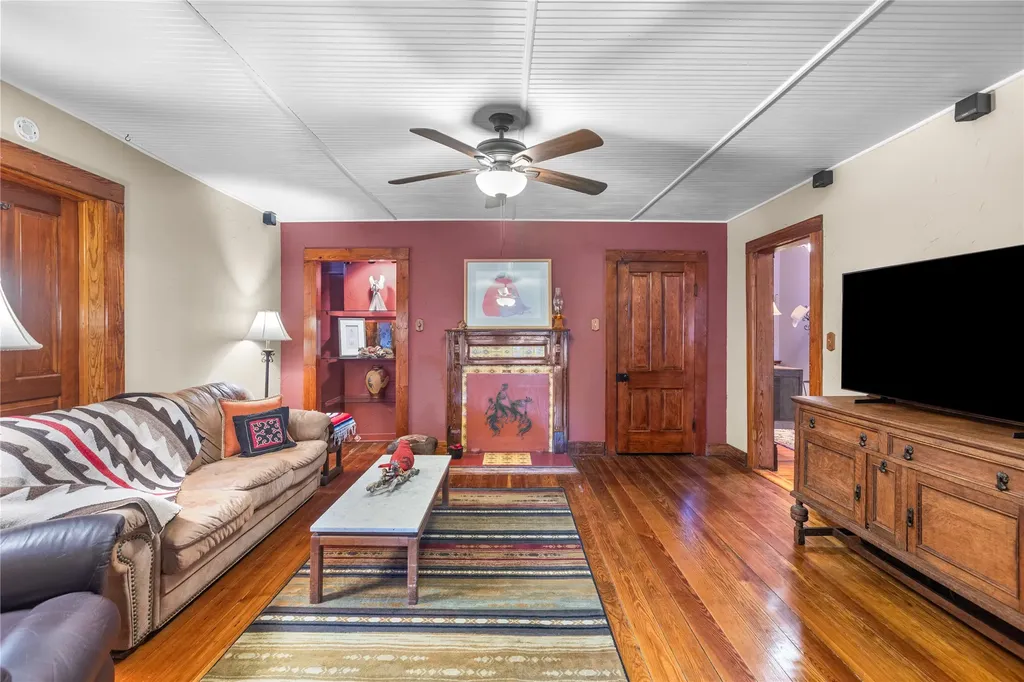 303 W Market Street Honey Grove TX 75446