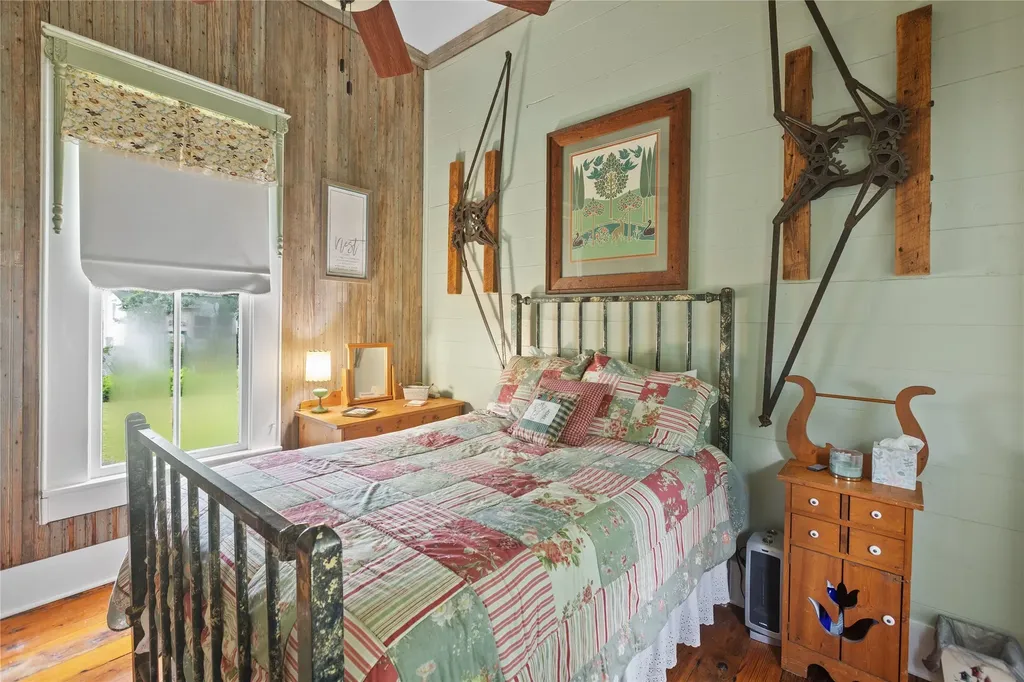 303 W Market Street Honey Grove TX 75446