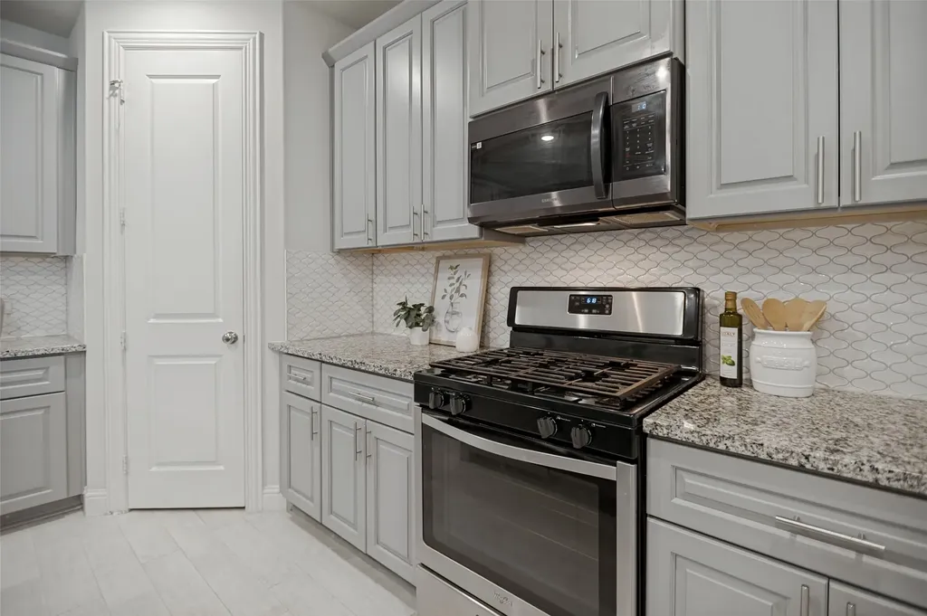 3636 Fuchsia Drive Carrollton TX 75007