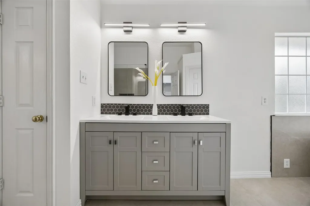 2701 Oates Drive Plano TX 75093
