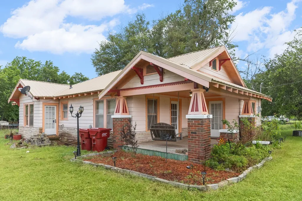 419 W Main Street Pecan Gap TX 75469