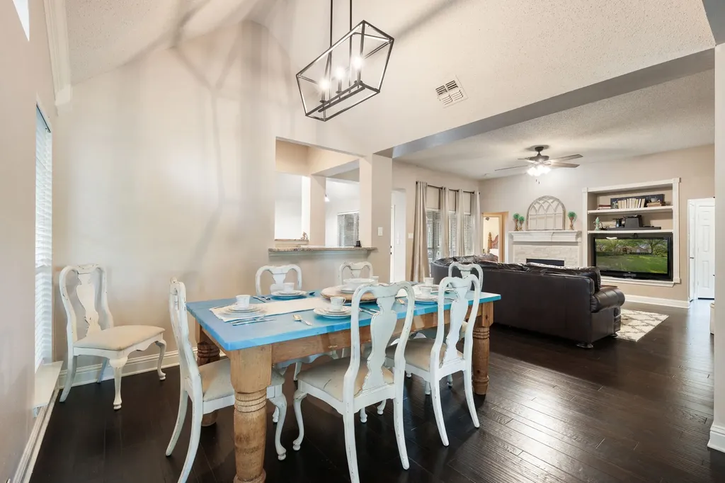 400 Watters Crossing Court Allen TX 75013