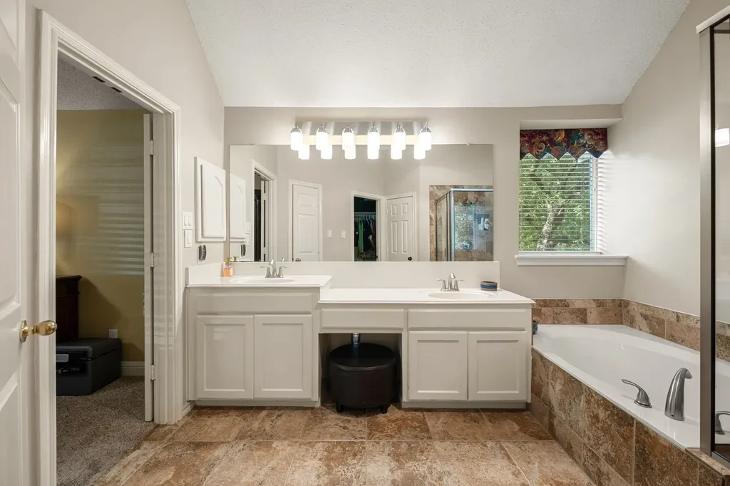 400 Watters Crossing Court Allen TX 75013