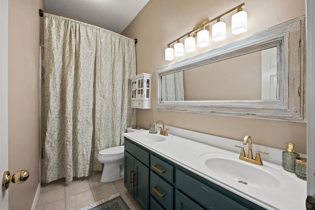 400 Watters Crossing Court Allen TX 75013