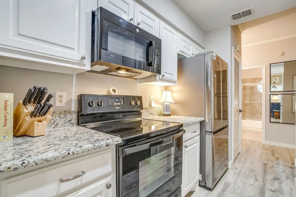 3451 Monticello Park Place Fort Worth TX 76107