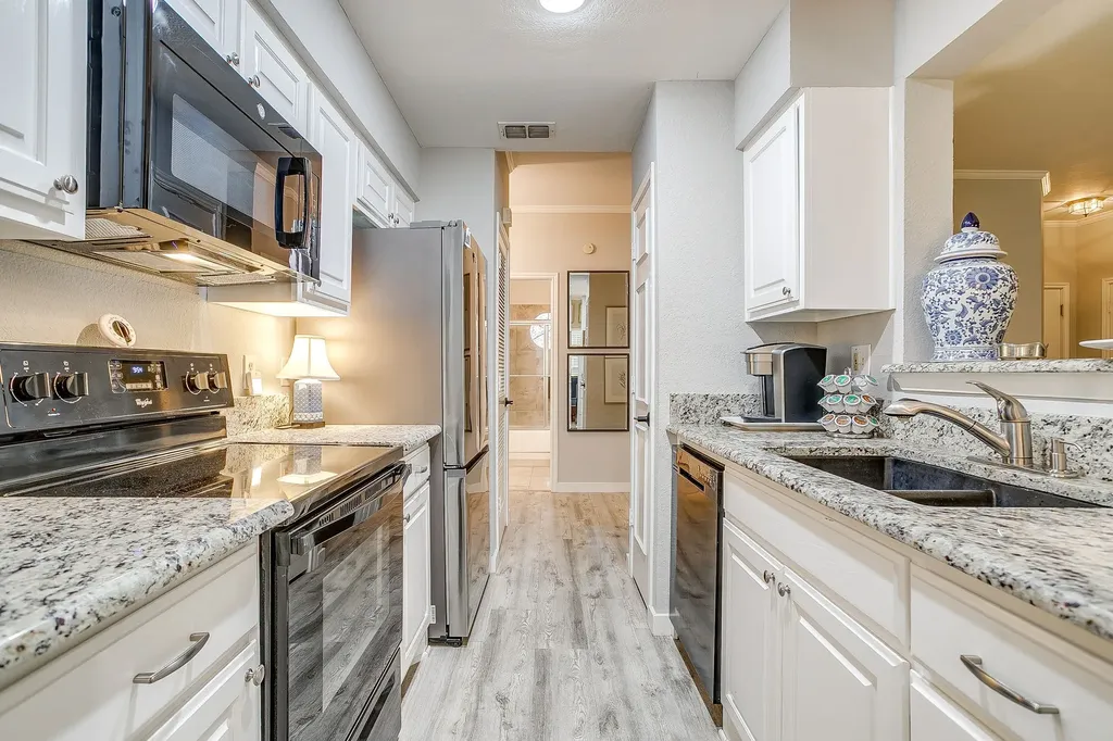 3451 Monticello Park Place Fort Worth TX 76107