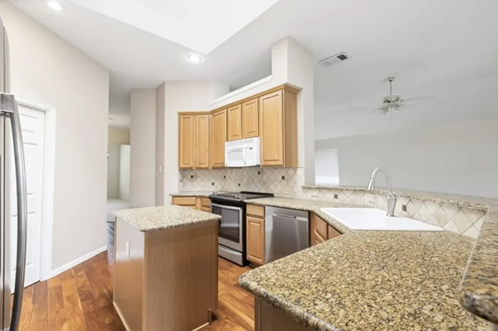 2540 Wagonwheel Drive Rockwall TX 75032