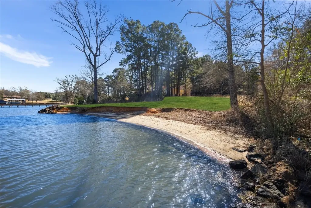 24901 County Road 4117 Berryville TX 75763