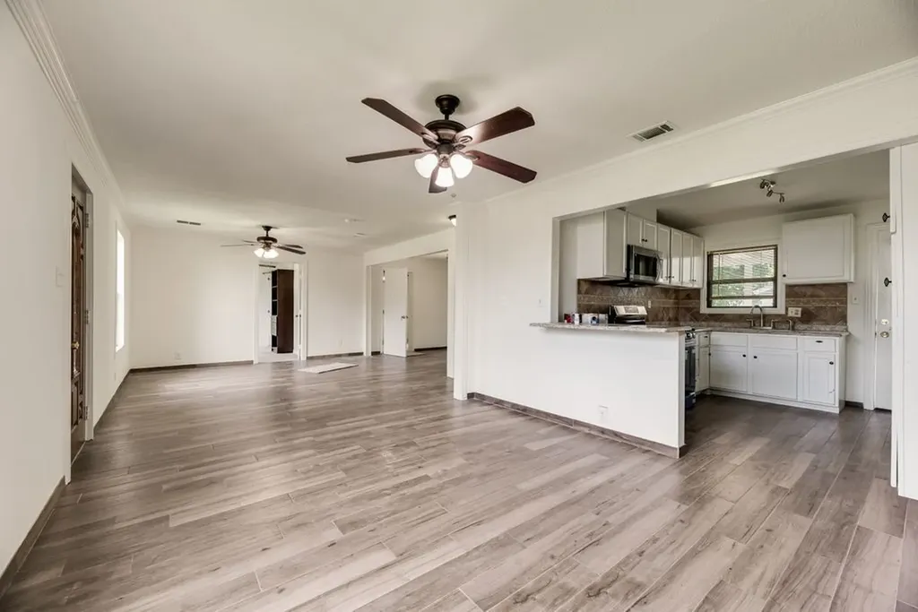 523 35th Street Grand Prairie TX 75050
