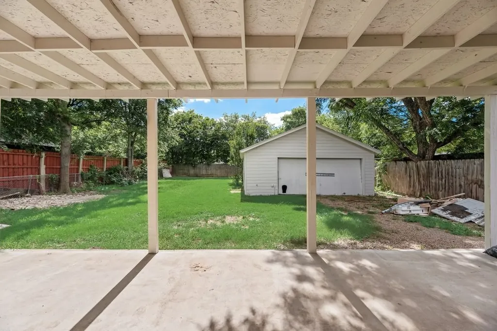 523 35th Street Grand Prairie TX 75050