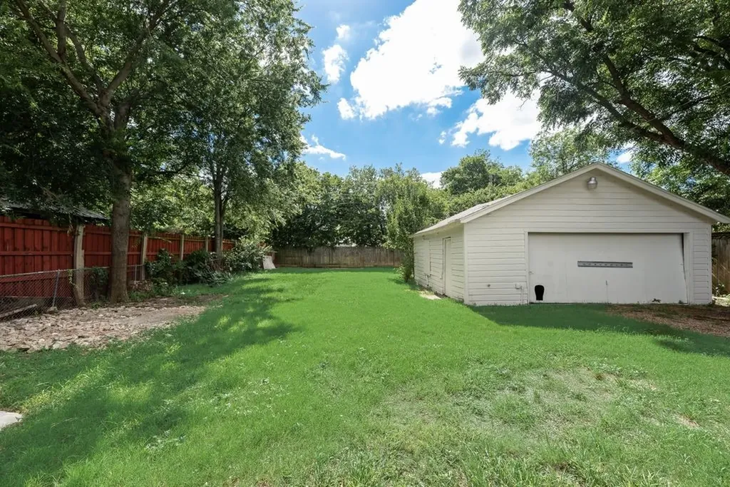 523 35th Street Grand Prairie TX 75050