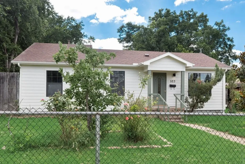 523 35th Street Grand Prairie TX 75050
