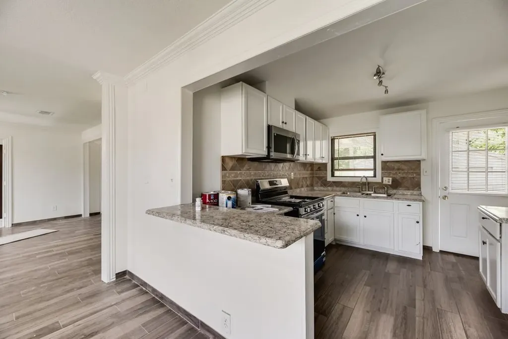 523 35th Street Grand Prairie TX 75050