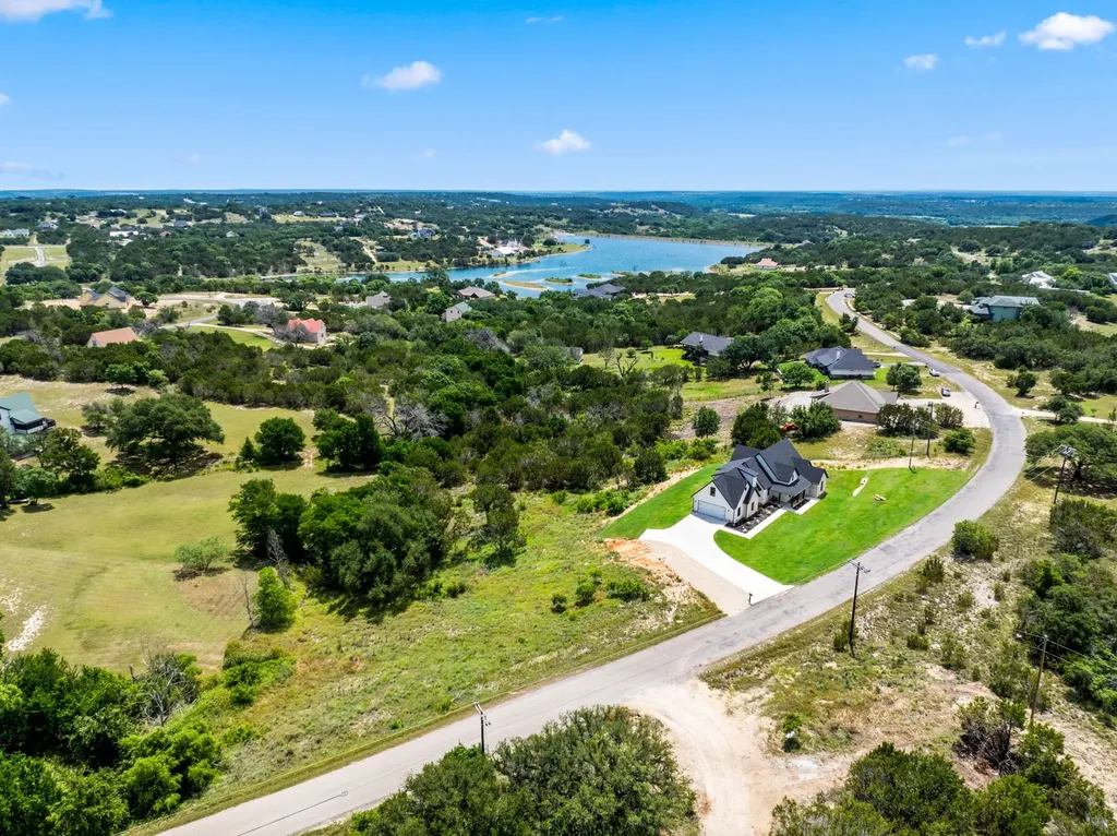 5675 Compass Way Bluff Dale TX 76433