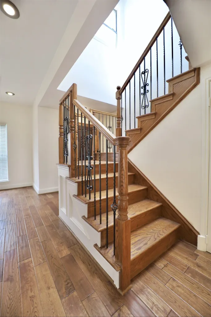 407 Josephine Street Dallas TX 75246