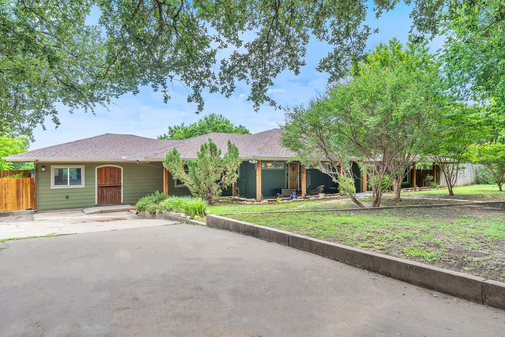 312 Mesquite Street Glen Rose TX 76043