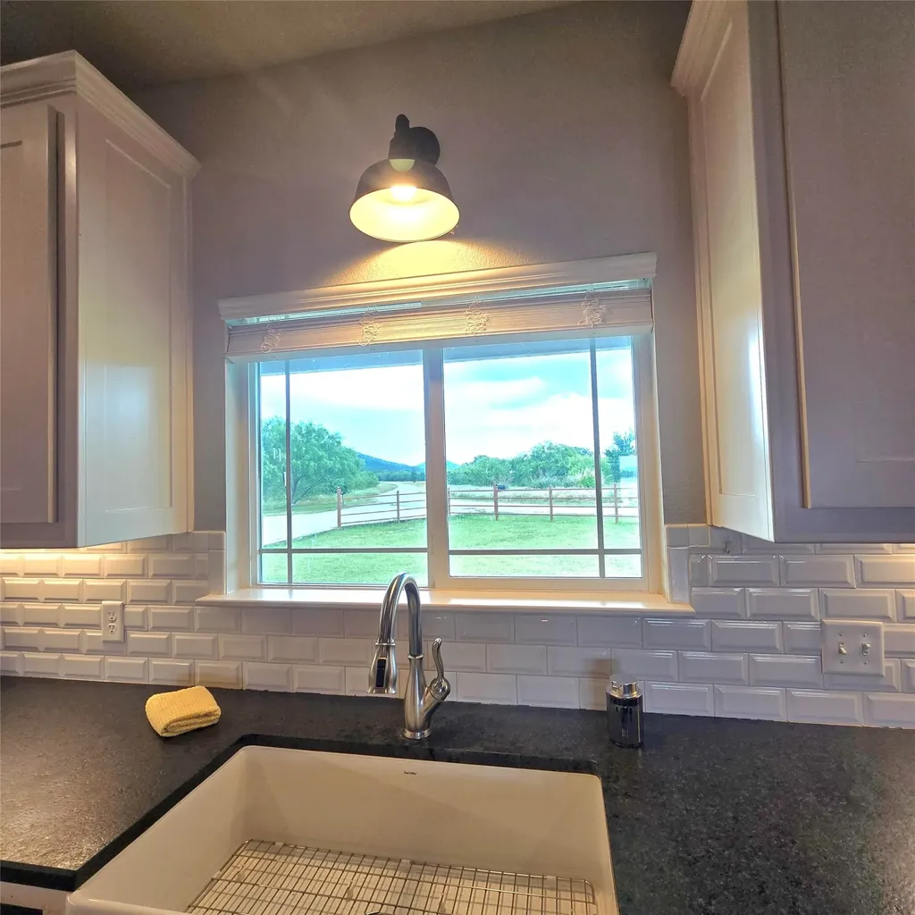 1142 Dunn Drive Palo Pinto TX 76484