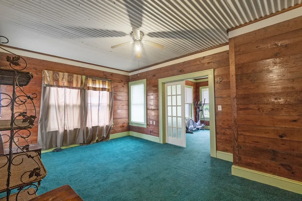 419 W Main Street Pecan Gap TX 75469