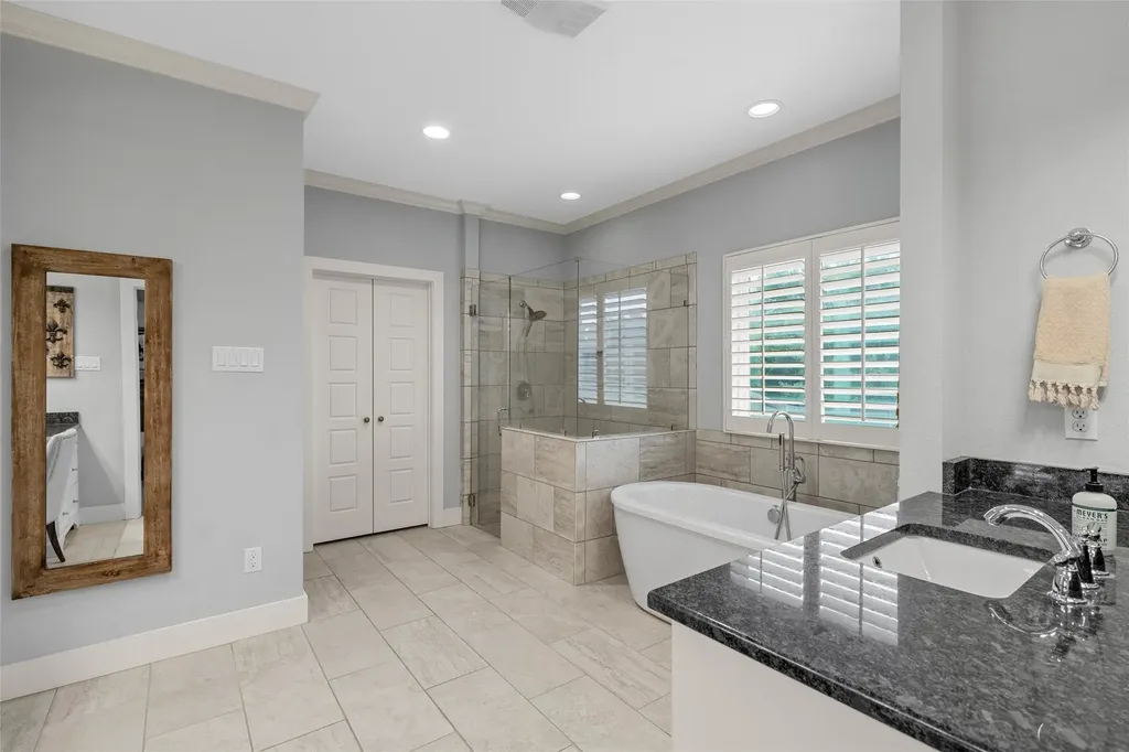 2040 Brook Arbor Court Waco TX 76657