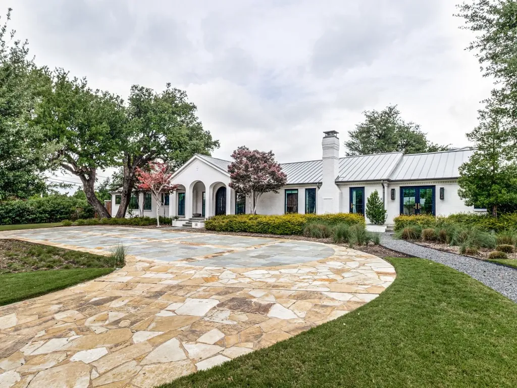 Dallas TX, 5111 Meaders Lane
