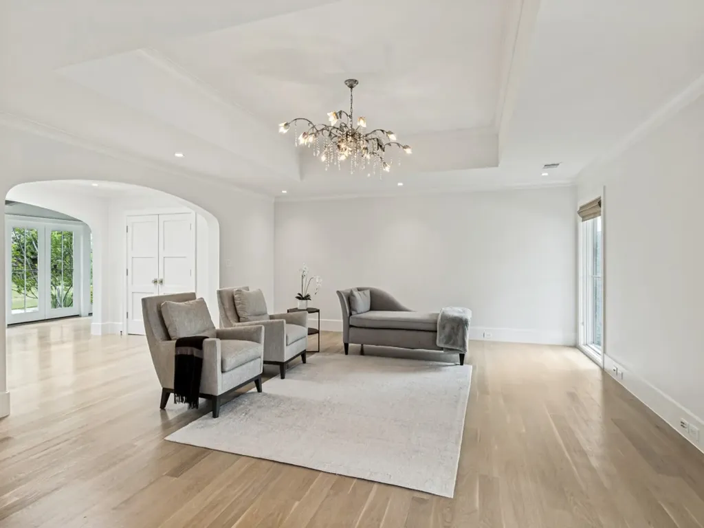 5111 Meaders Lane Dallas TX 75229