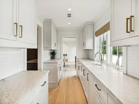 5111 Meaders Lane Dallas TX 75229