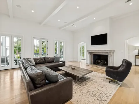 5111 Meaders Lane Dallas TX 75229