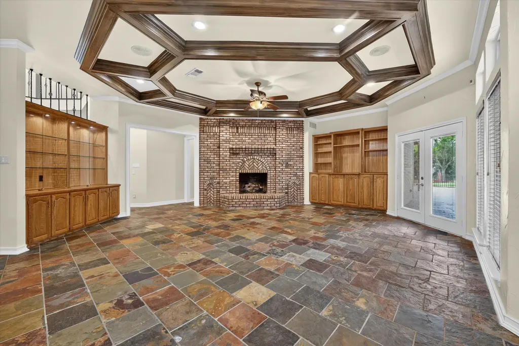 5811 Scenic Bay Court Arlington TX 76013