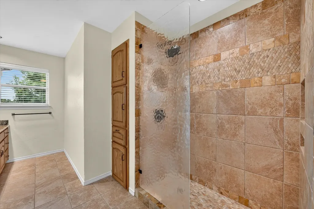 5811 Scenic Bay Court Arlington TX 76013
