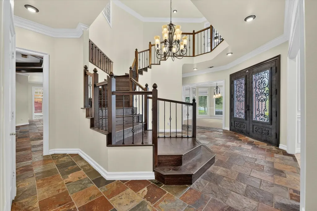 5811 Scenic Bay Court Arlington TX 76013