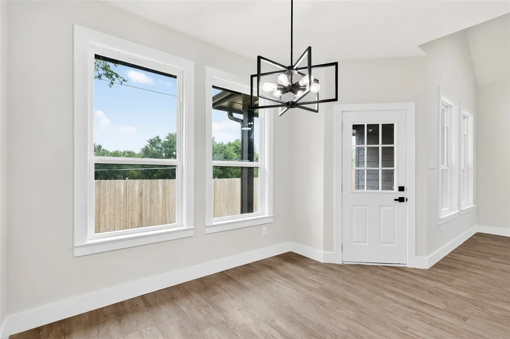 1613 Avenue D Fort Worth TX 76104