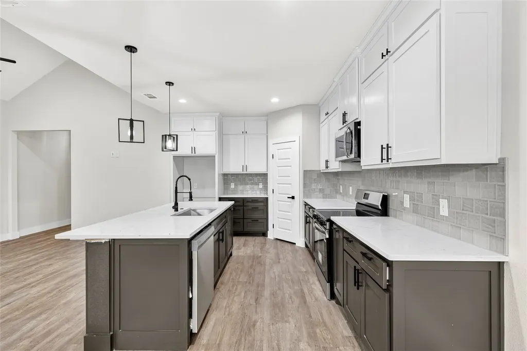 1613 Avenue D Fort Worth TX 76104
